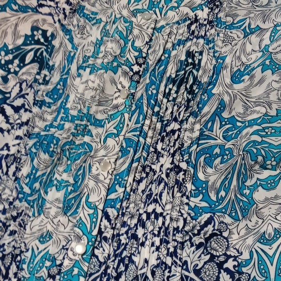 Kim Rogers Flutter Sleeve Top - Picture 8 of 8